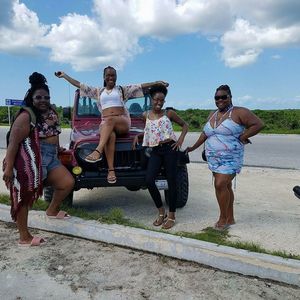 Meet your Posher, Tye